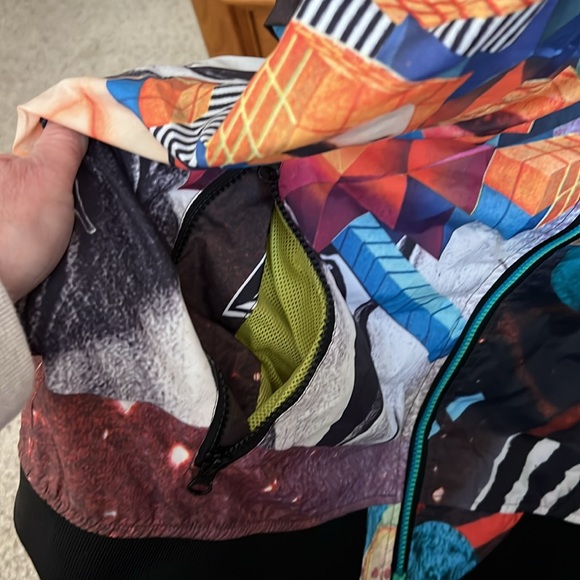 Volcom Multicolor Graphic Jacket - Picture 2 of 8